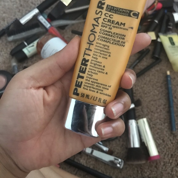 Makeup - Picture 14 of 16